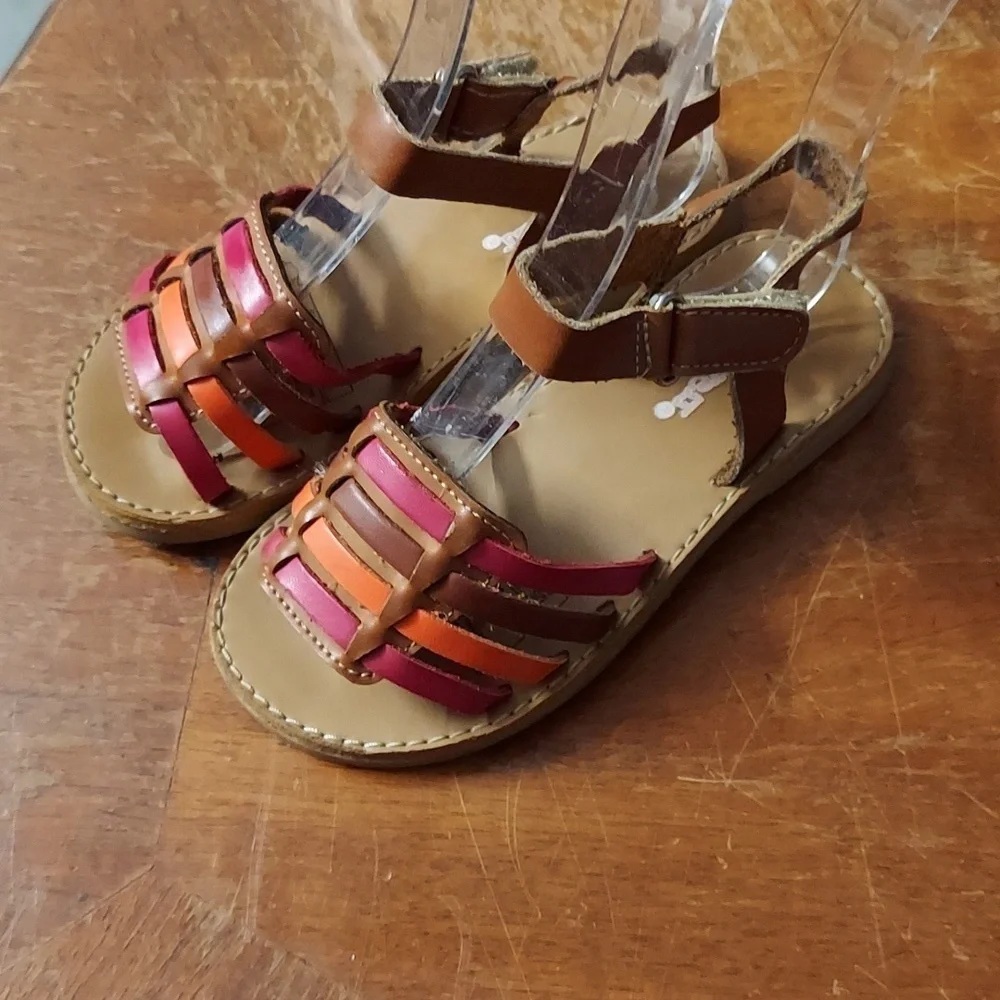 Kids express sandals